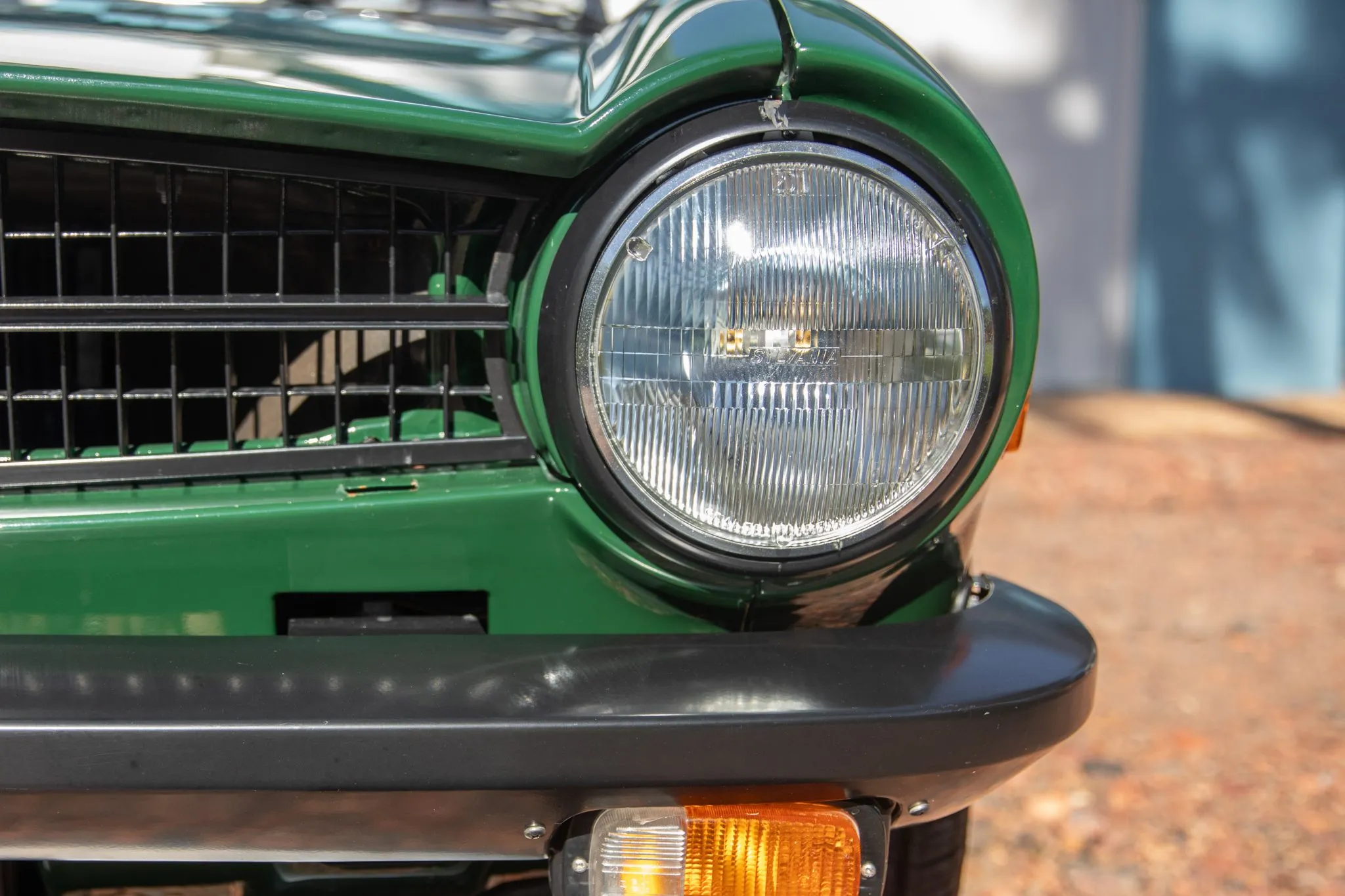 1975_triumph_tr6_1975_triumph_tr6_7d41b57d-5d17-4f4a-b65c-5b32cdfb60b7-XxehcE-17603-17604-scaled