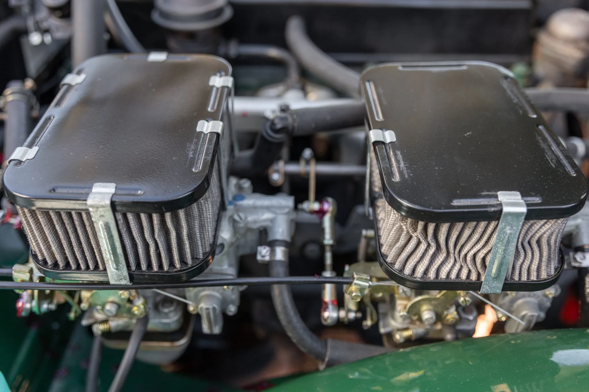 1975_triumph_tr6_1975_triumph_tr6_7de4d627-60f2-4019-94fa-83a4ce38713d-5r64r3-17817-17819-scaled