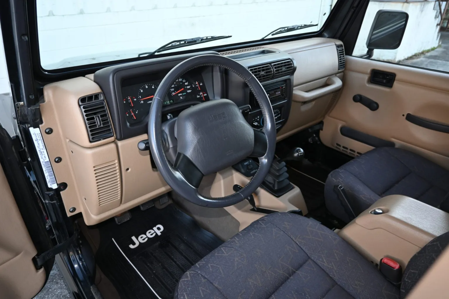 2001_jeep_wrangler_dsc_4422-95923