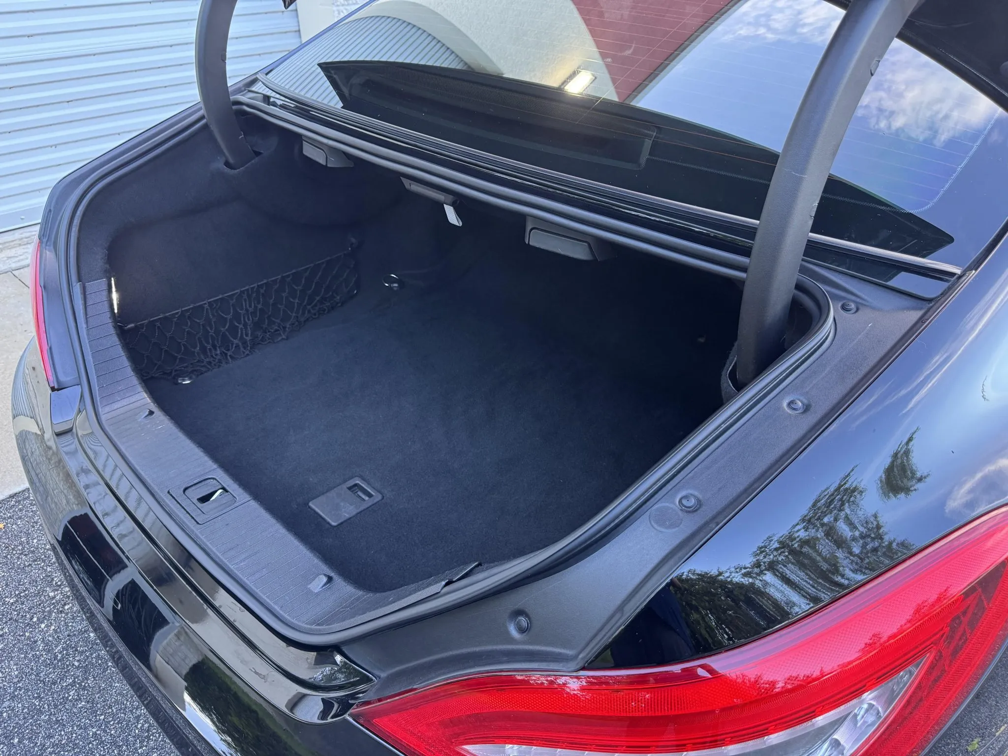 2012_mercedes-benz_cls550_IMG_0309-86852-scaled