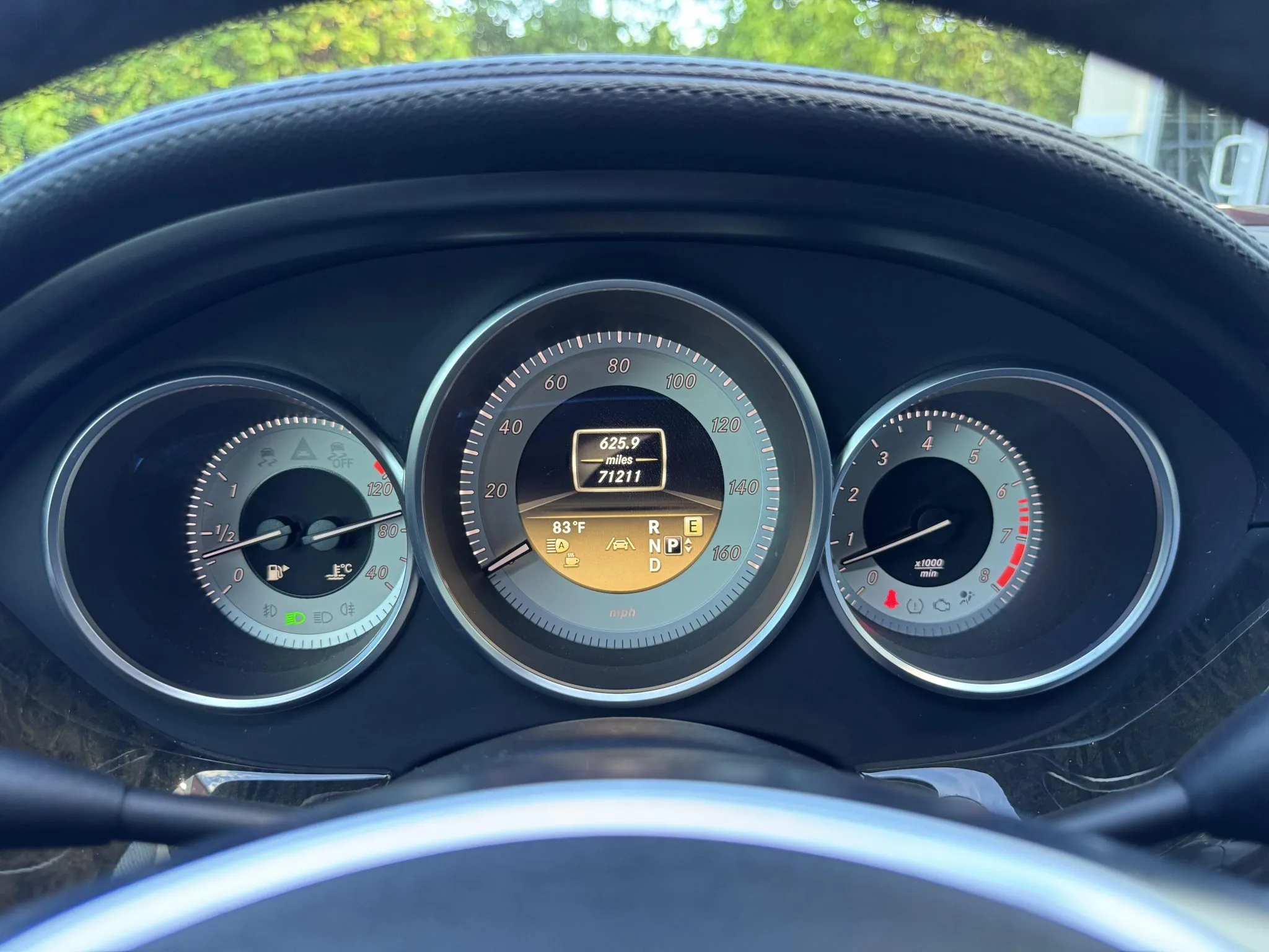 2012_mercedes-benz_cls550_IMG_0417-88630-scaled