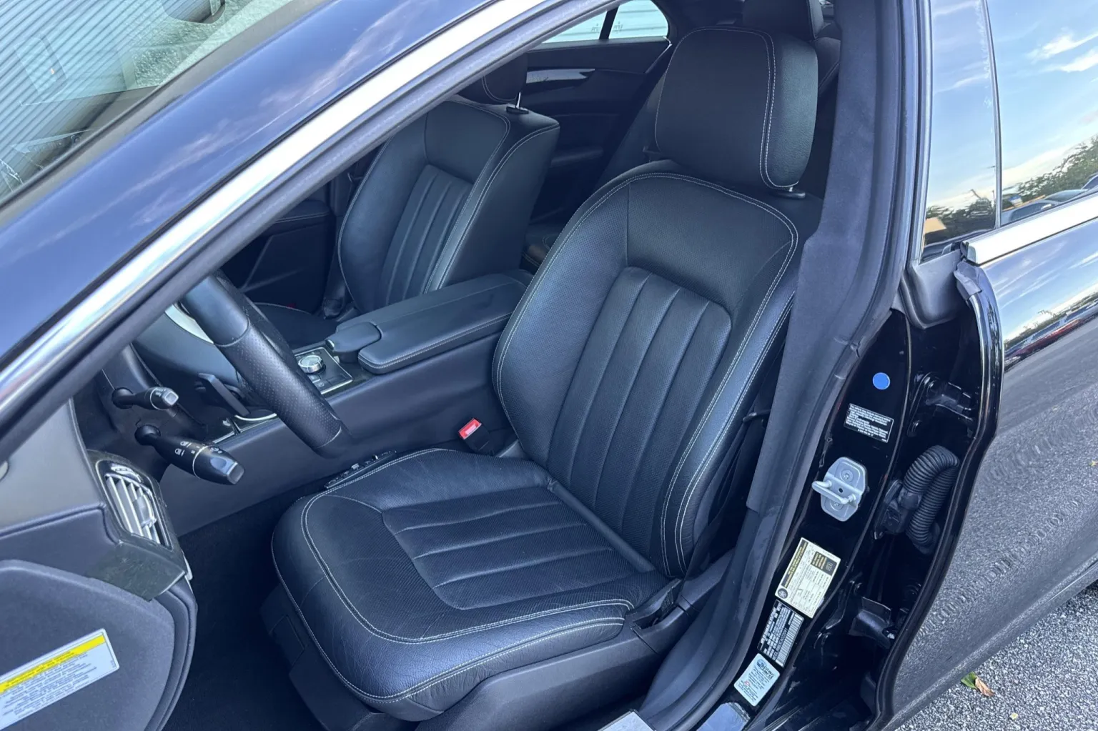 2012_mercedes-benz_cls550_img_0405-15406