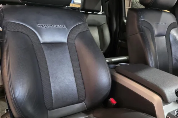 2013_ford_f-150-svt-raptor_20260131_151528-05512