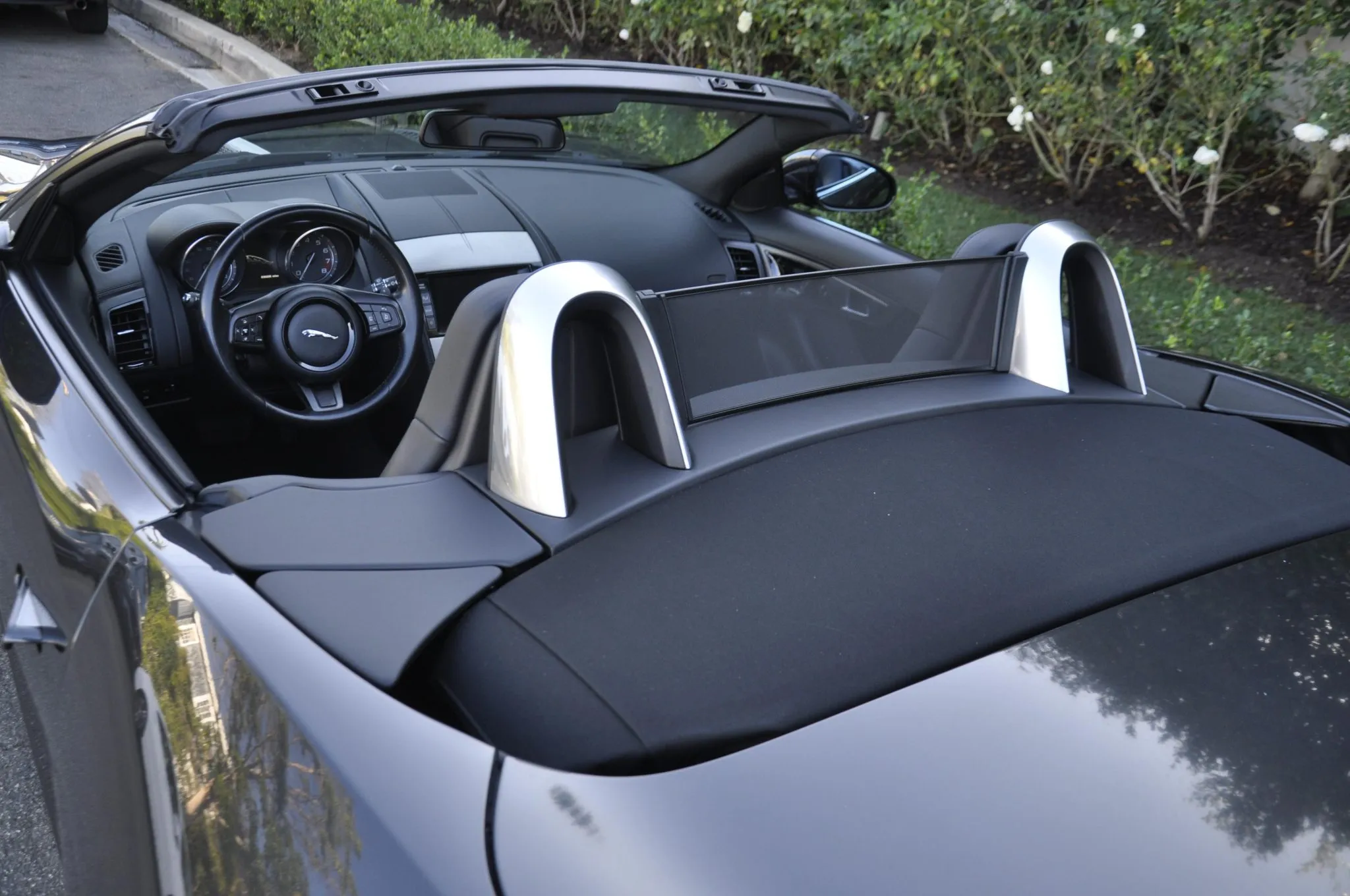 2014_jaguar_f-type-convertible_DSC0119-43310-scaled