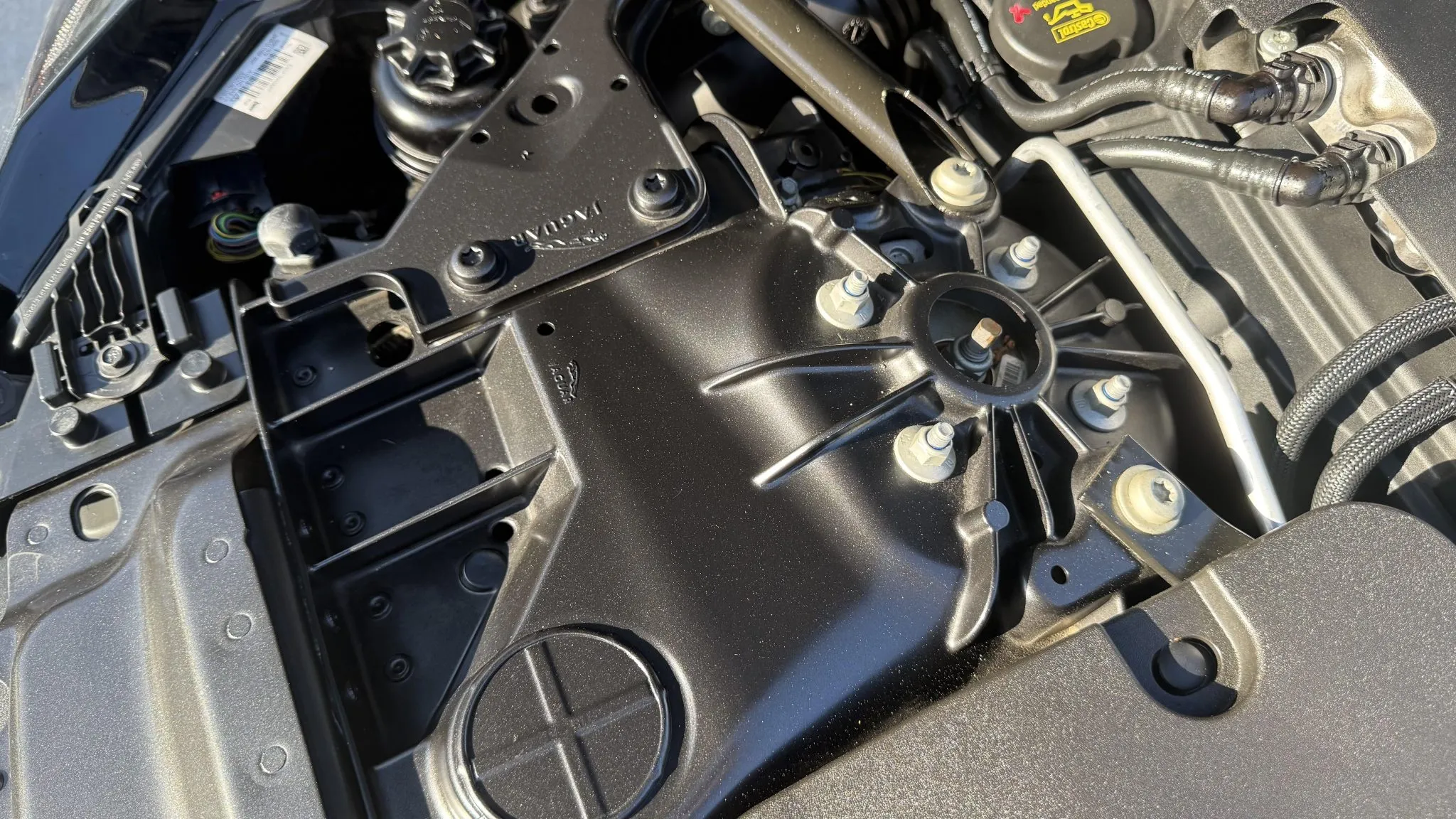 2014_jaguar_f-type-convertible_IMG_7774-68222-scaled