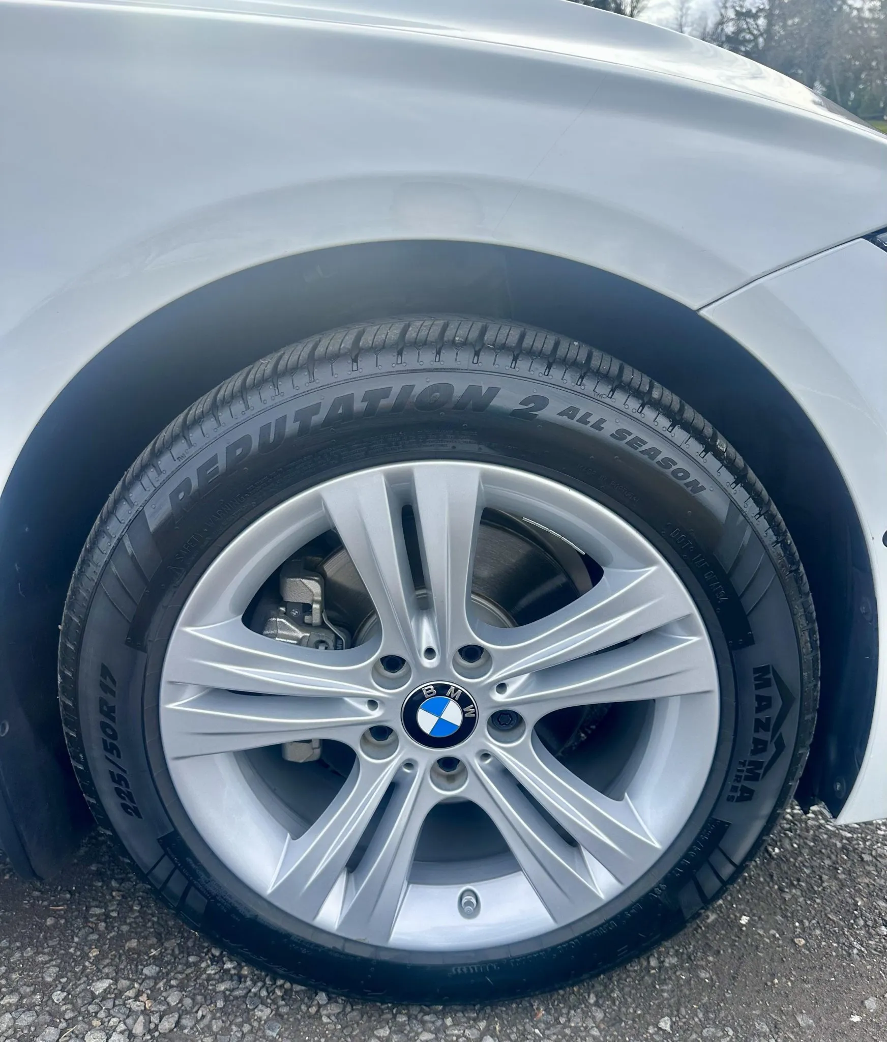 2017_bmw_330i-xdrive-sports-wagon_IMG_7296-73903-scaled