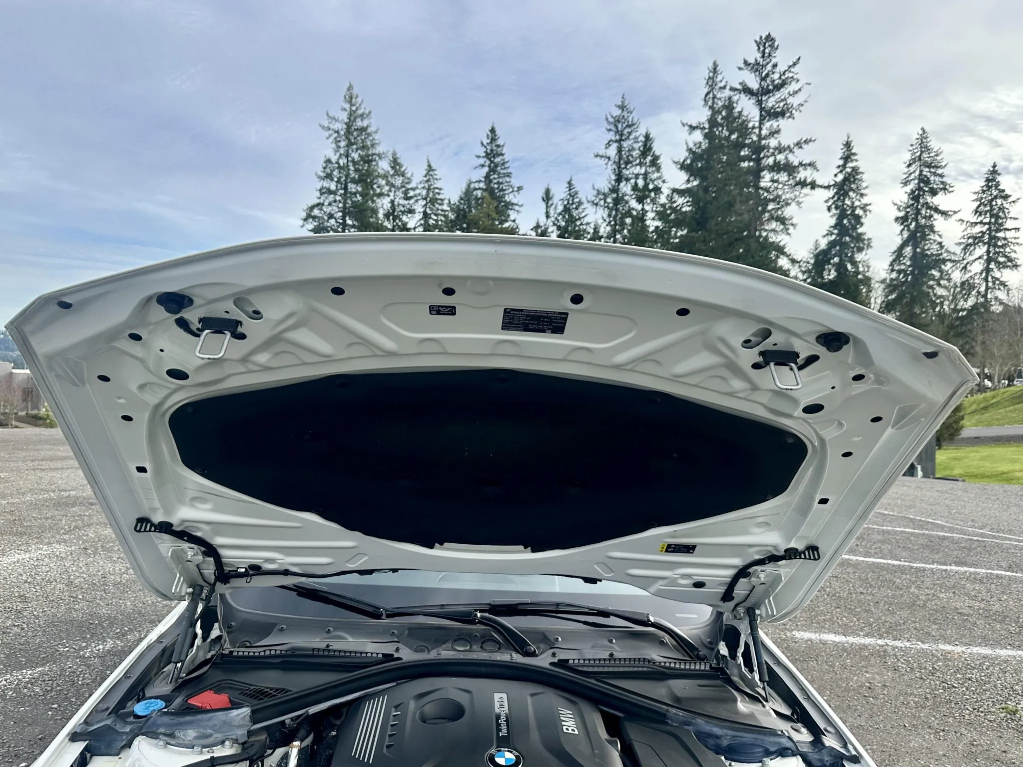 2017_bmw_330i-xdrive-sports-wagon_IMG_7338-74053-scaled