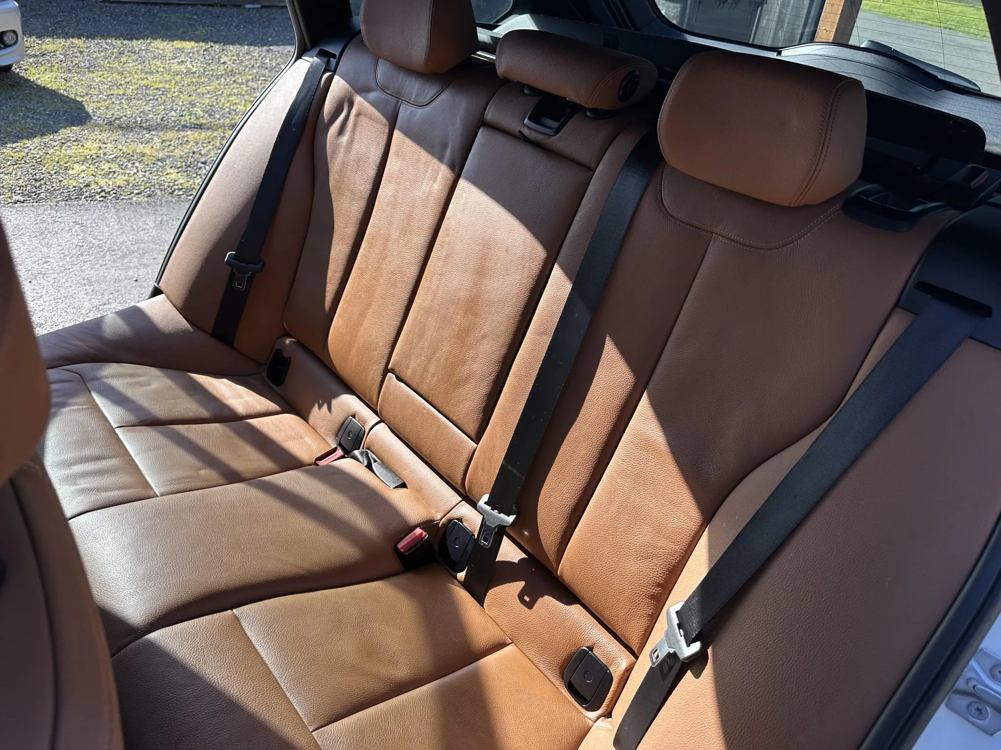 2017_bmw_330i-xdrive-sports-wagon_IMG_7629-52638-scaled