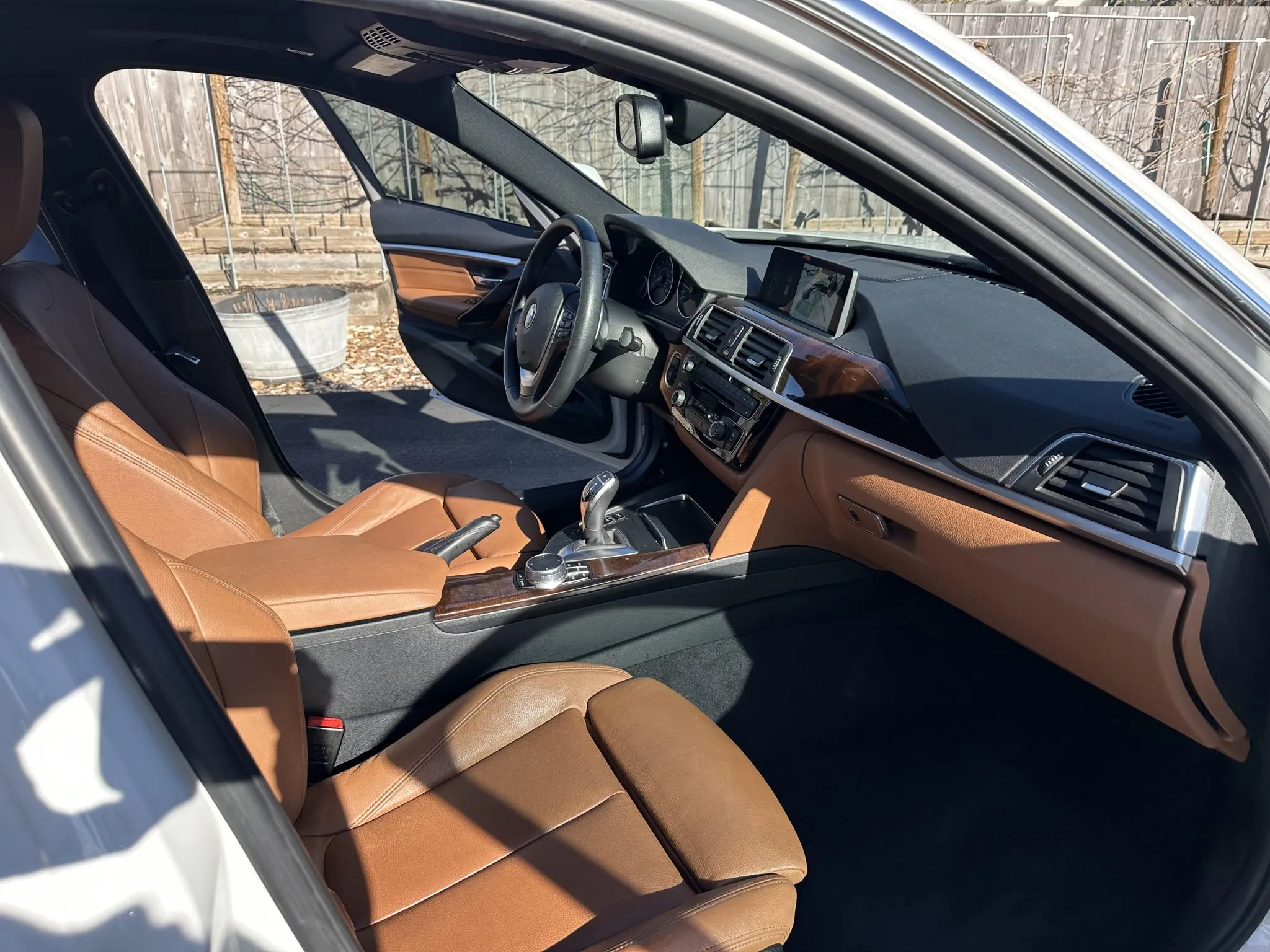 2017_bmw_330i-xdrive-sports-wagon_IMG_7636-52886-scaled