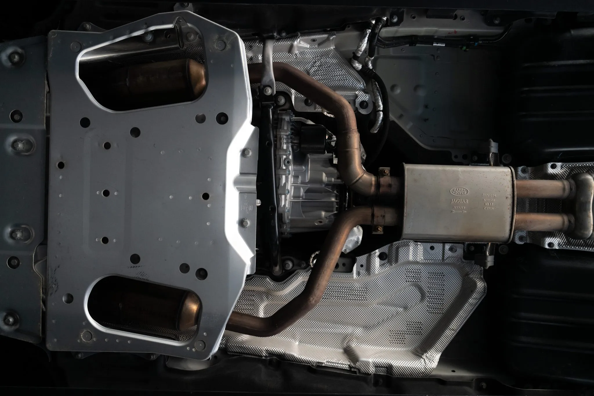 2017_land-rover_range-rover_auto-under-2-20660-scaled