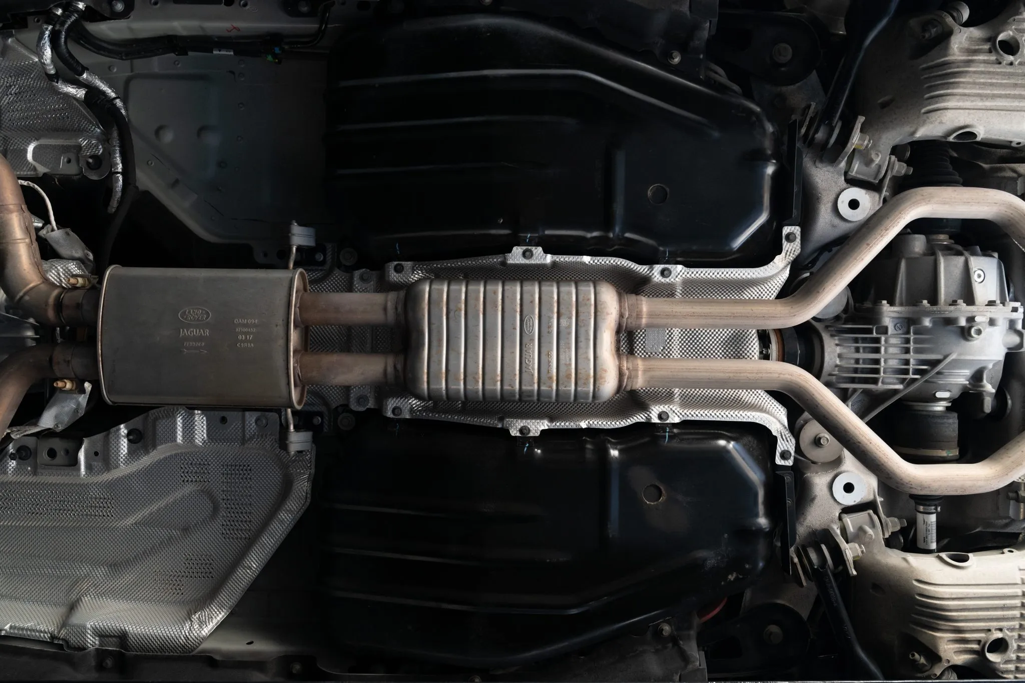 2017_land-rover_range-rover_auto-under-3-20667-scaled