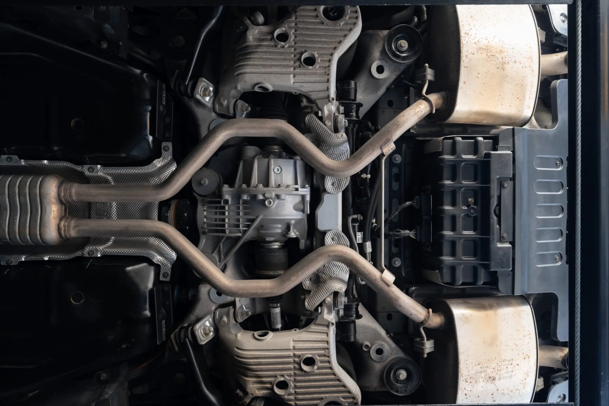 2017_land-rover_range-rover_auto-under-4-43931