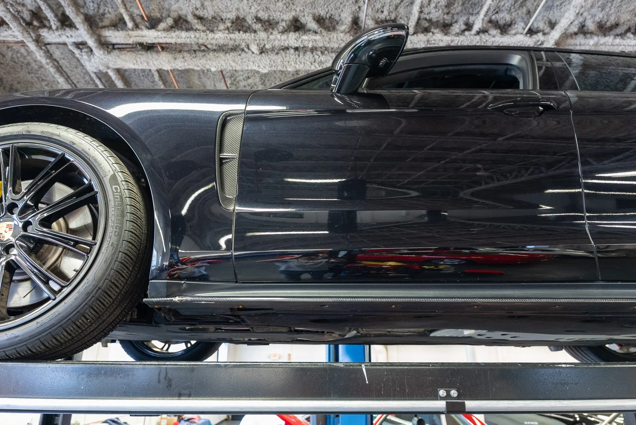 2018-Porsche-Panamera-Turbo-ST-174-65502-scaled