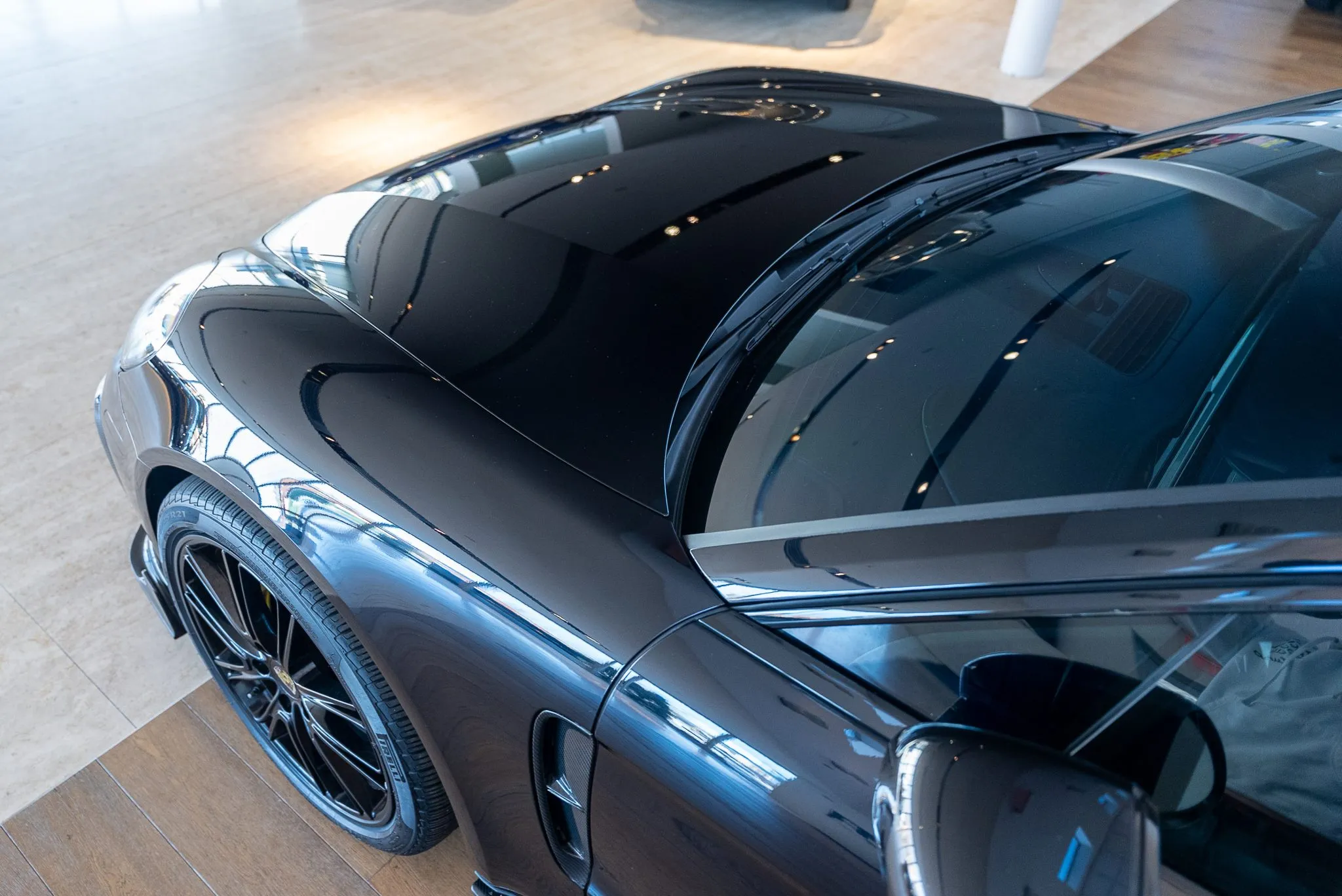 2018-Porsche-Panamera-Turbo-ST-52-63352-scaled