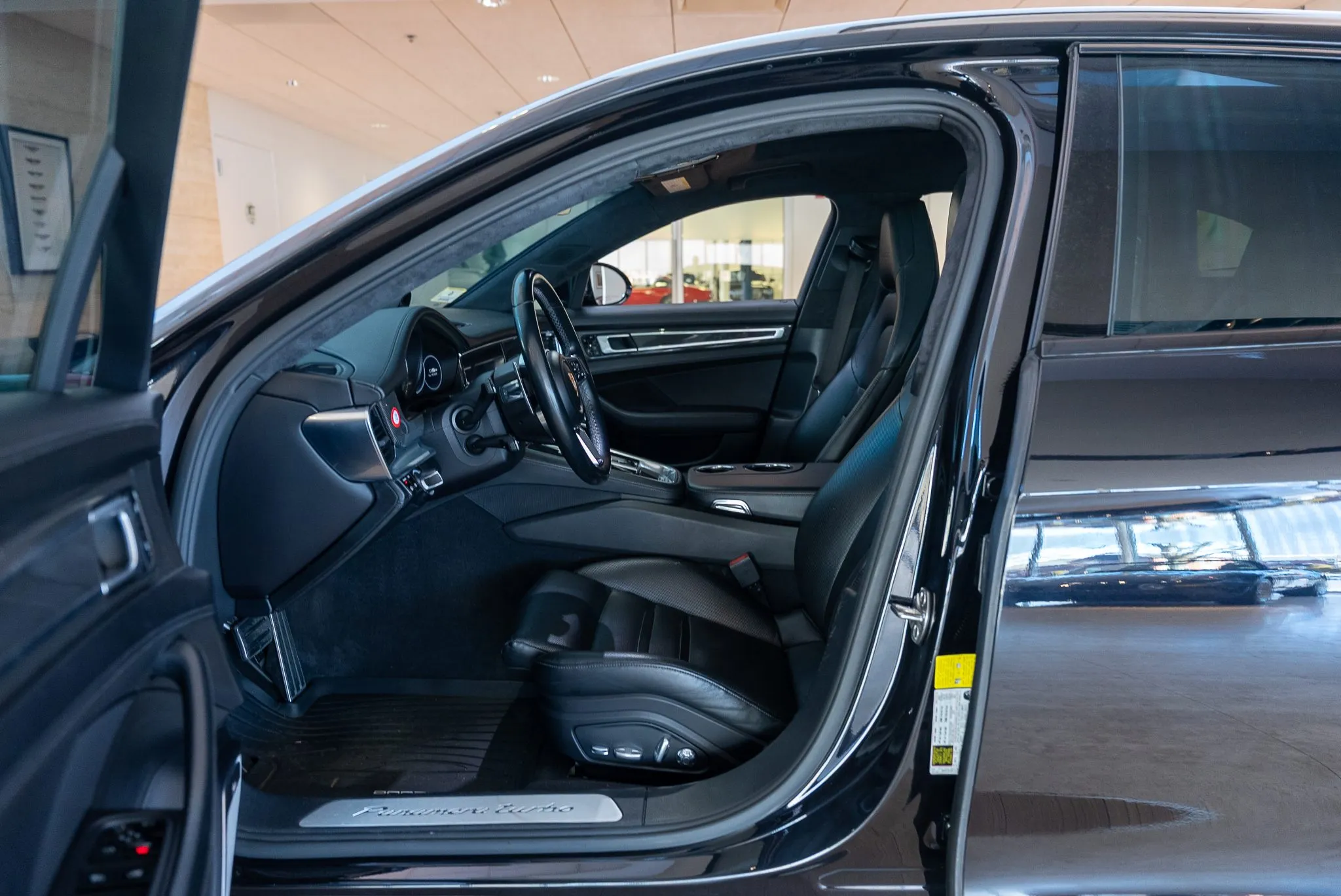 2018-Porsche-Panamera-Turbo-ST-77-63815-scaled