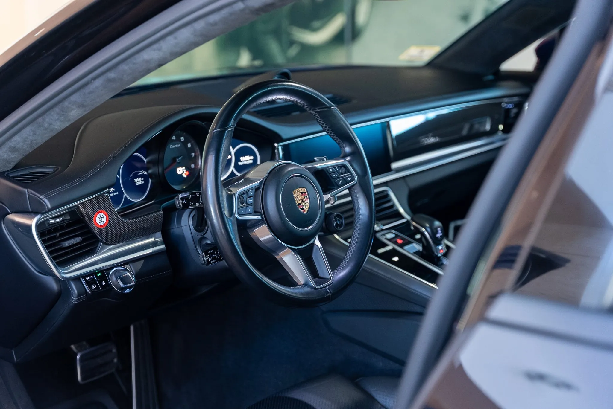 2018-Porsche-Panamera-Turbo-ST-78-63822-scaled