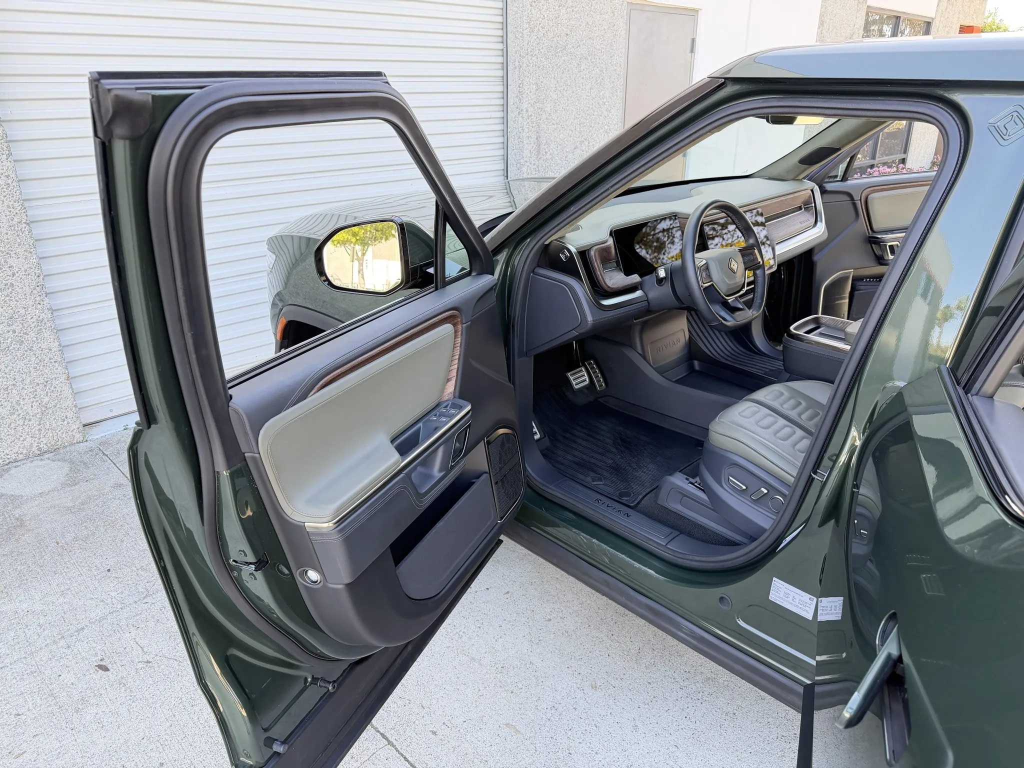 2022_rivian_r1t_Photo-Jan-30-2026-1-02-25-PM-59041-scaled