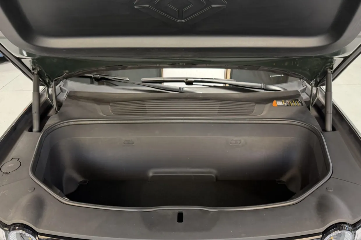 2022_rivian_r1t_photo-jan-30-2026-12-17-08-pm-12140