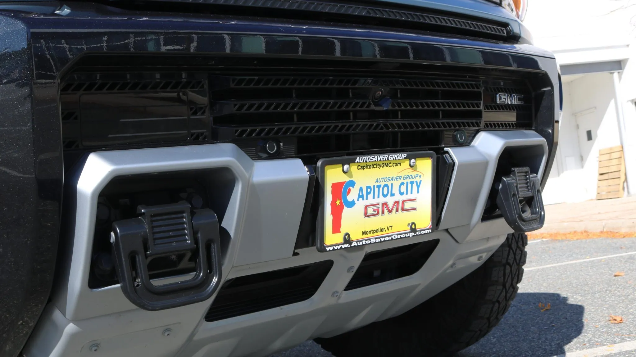 2024_gmc_hummer-ev-pickup_IMG_7877-73668-scaled