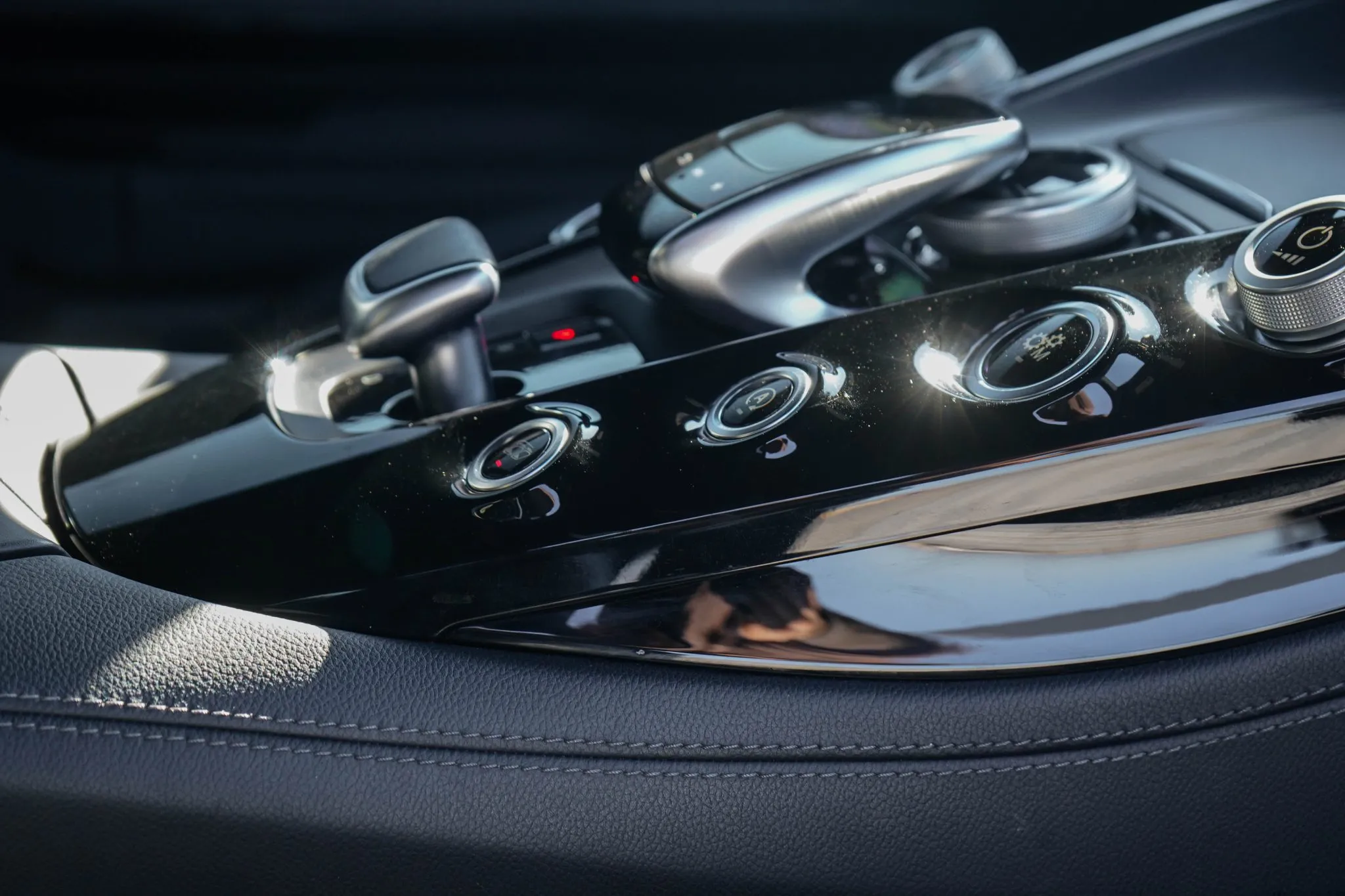 COG05266-34005-scaled