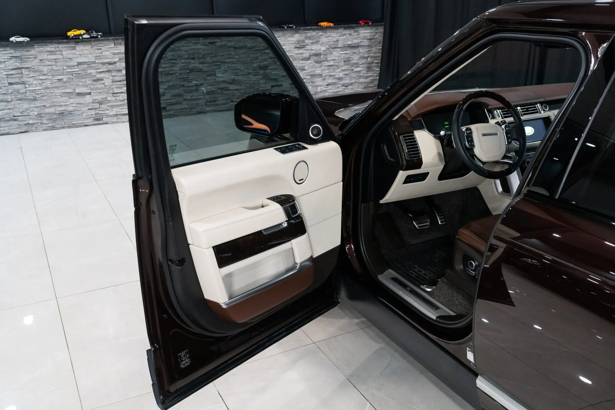 auto-bio-140-41962-scaled