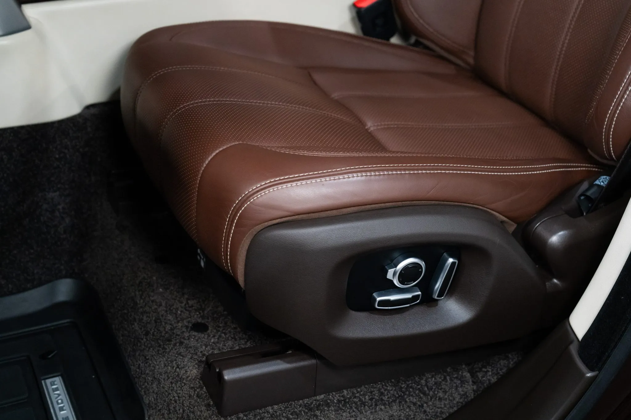 auto-bio-194-42458-scaled